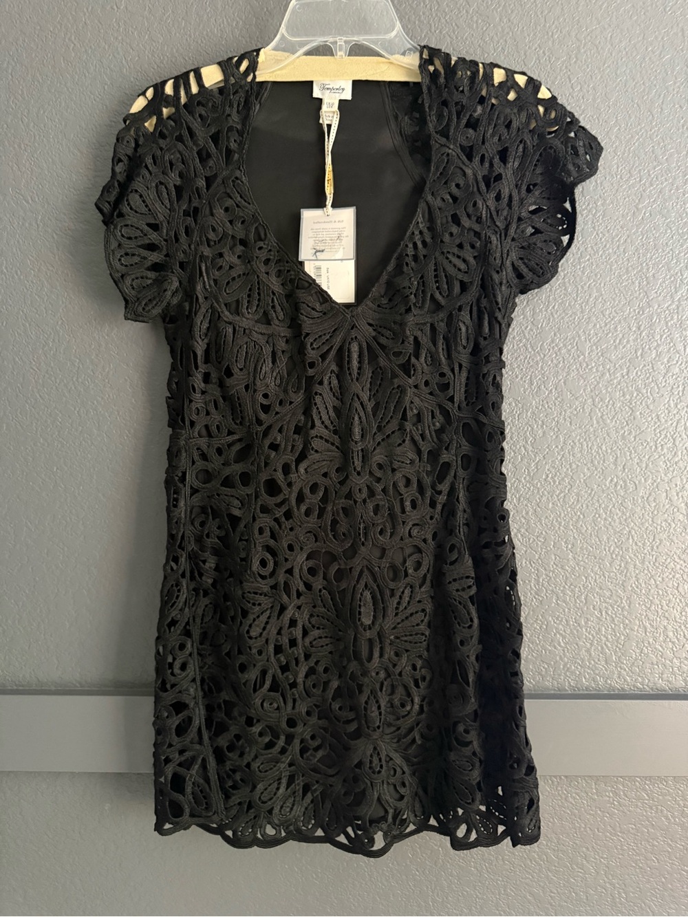 TEMPERLEY LONDON • NWT Carmen Tunic dress black crochet shift Size 6